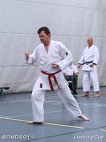 dmd20110409_LC0457