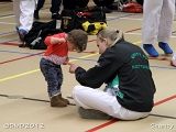 dmd20120318_charity_536