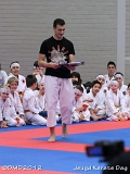 dmd20120219_JKD052