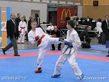 dmd20101128_njk0668